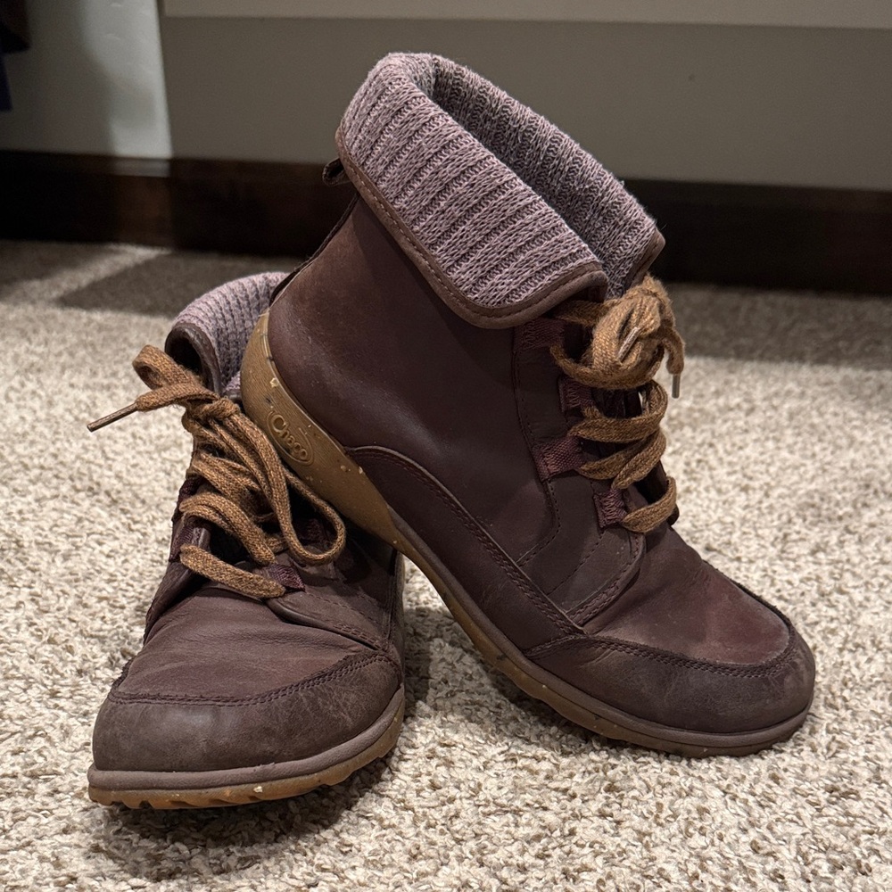 Chaco women’s waterproof, leather ankle boots